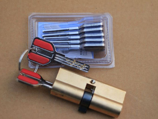 昌吉24小时上门开锁公司